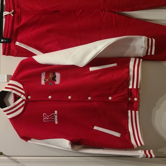 Varsity track set - Picture 2 of 5